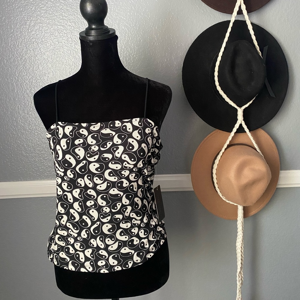 Yin Yang tank